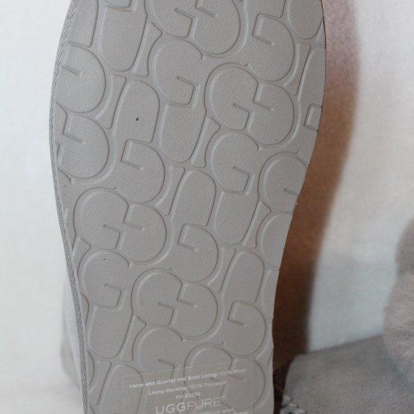 UGG KALLEN GRAY POM SUEDE SLIPPERS HOUSE SHOES - Picture 8 of 8